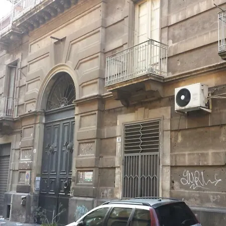 Nabucco Bed & Breakfast 3*